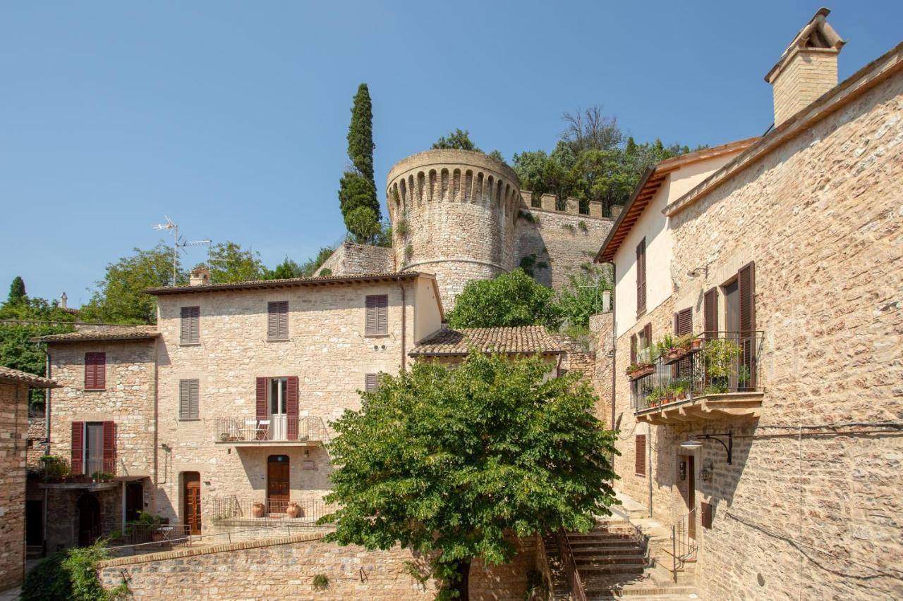Albergo Il Cacciatore Spello Exterior foto