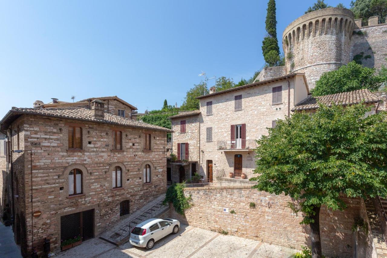 Albergo Il Cacciatore Spello Exterior foto