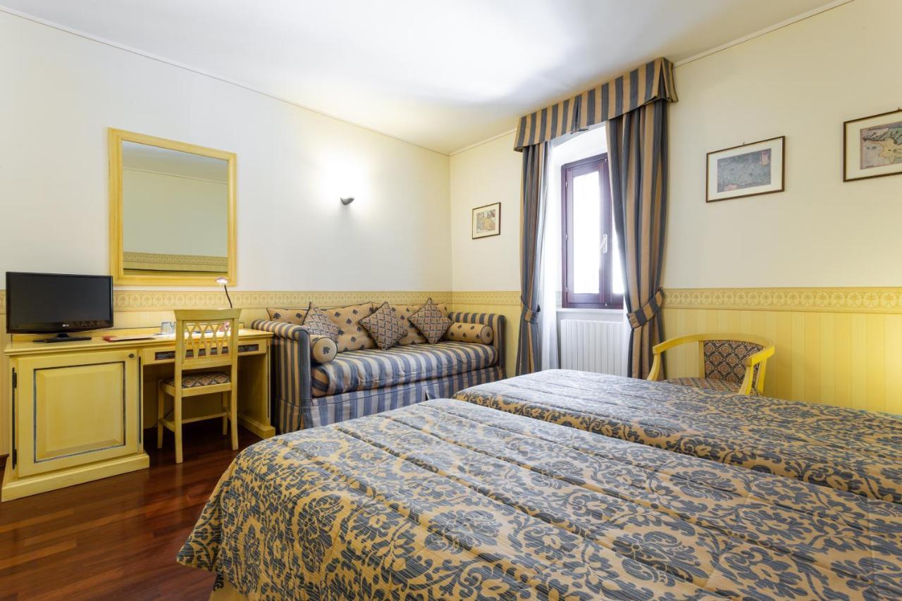 Albergo Il Cacciatore Spello Exterior foto
